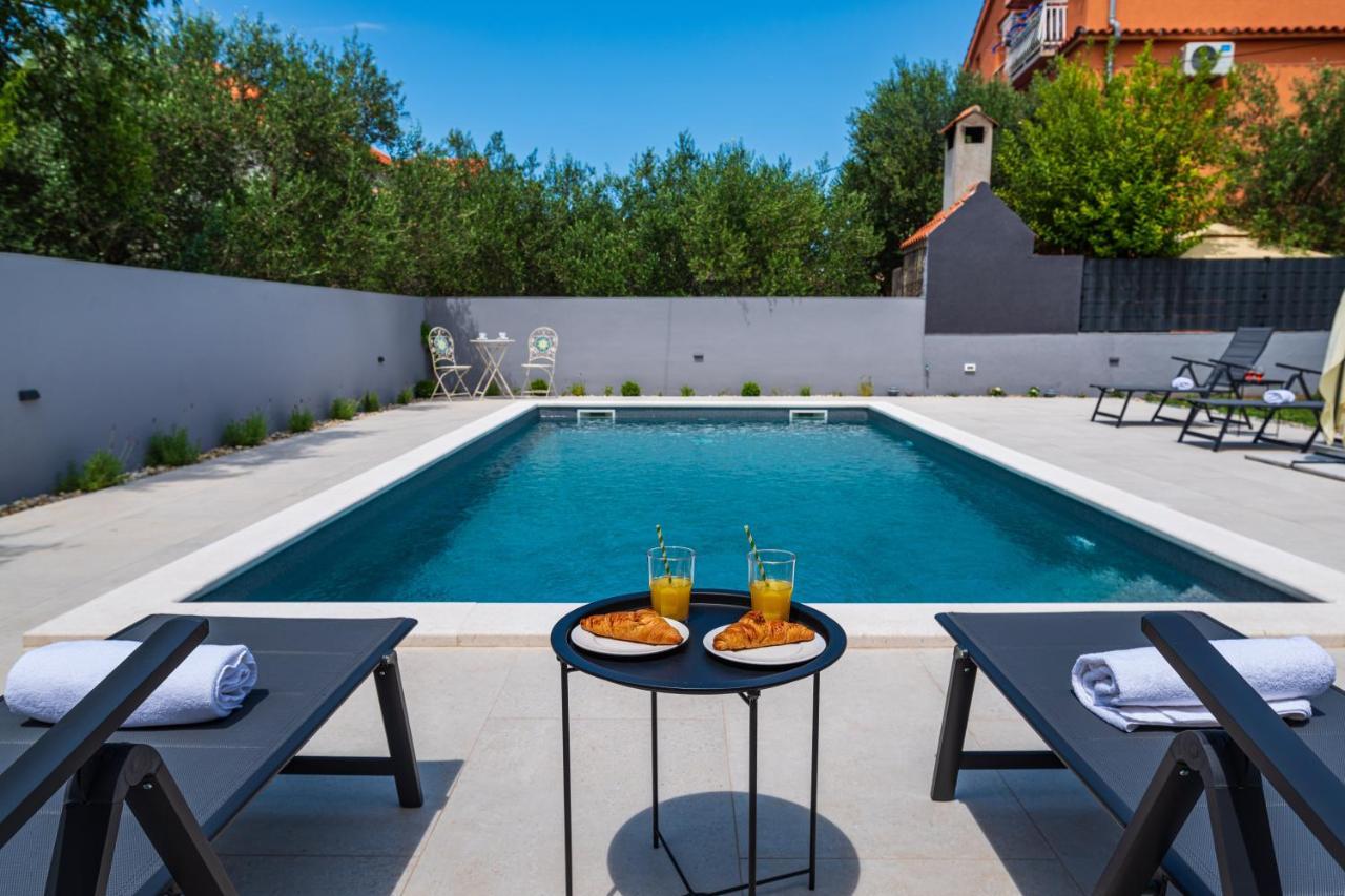 Holiday House Vito Zadar Eksteriør billede